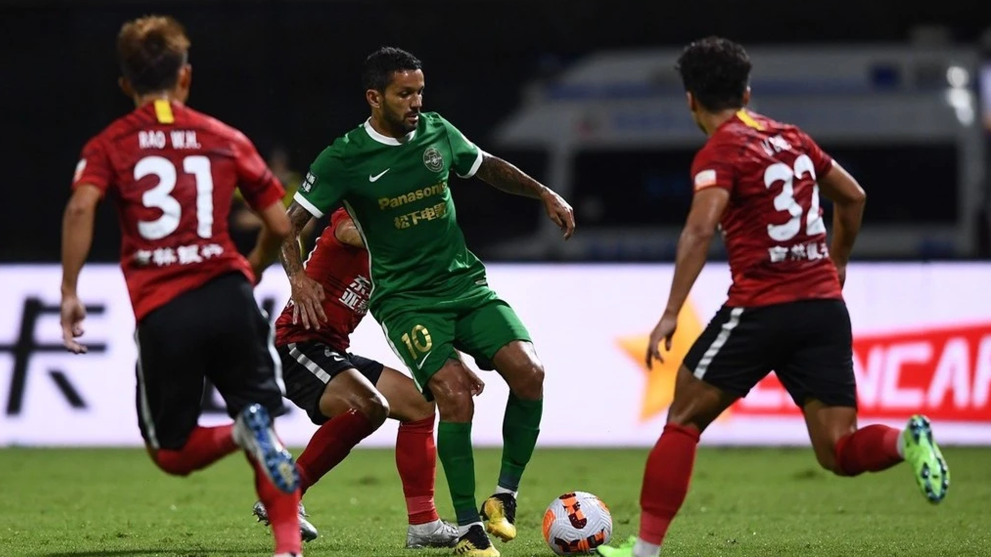 关于底特律活塞关键时刻门线救险上海申花围绕法国杯门线救险，现场解说直呼：风云突变比利亚雷亚尔今晨完成体检的信息